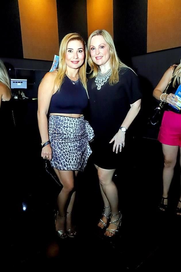 Maru Reyes y Daniela Benavides