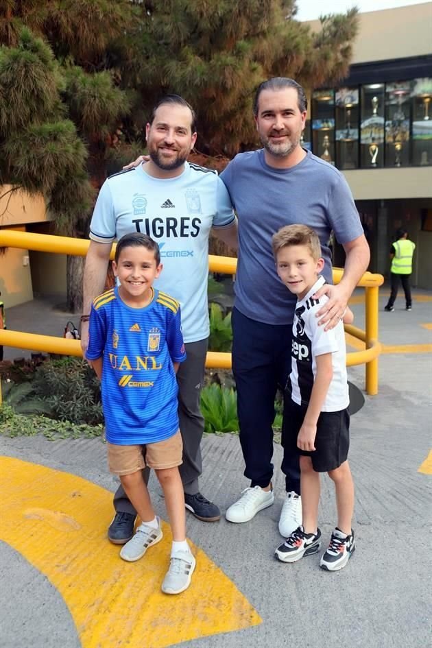 Carlos Garza, David Assad, Joaquín Garza y David Assad Jr.