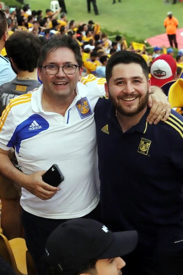 Guillermo Martínez y Beto Martínez