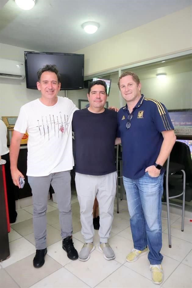 Mauricio Jaime, Alejandro Vega y Alejandro Schwarz