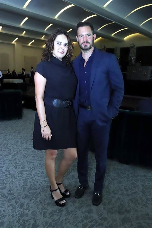 Carolina Martínez y Rodrigo de la Garza