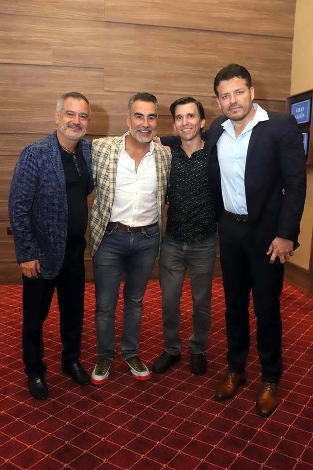 Lorenzo Soriano, Nayo Escobar, Marcelo de la Garza y Josué Vázquez