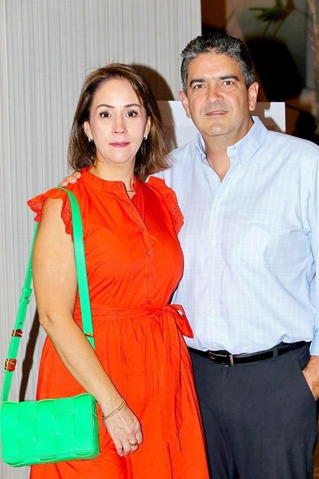 Susana Treviño de Elizondo y Enrique Elizondo