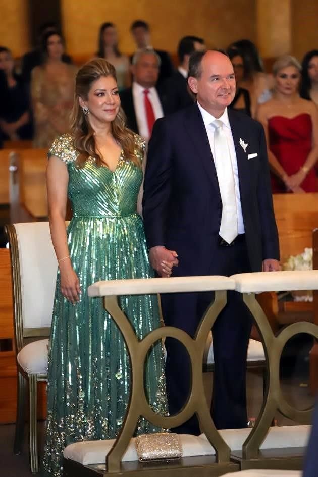 Teresa Rojas de Villarreal y Óscar Villarreal Guerra