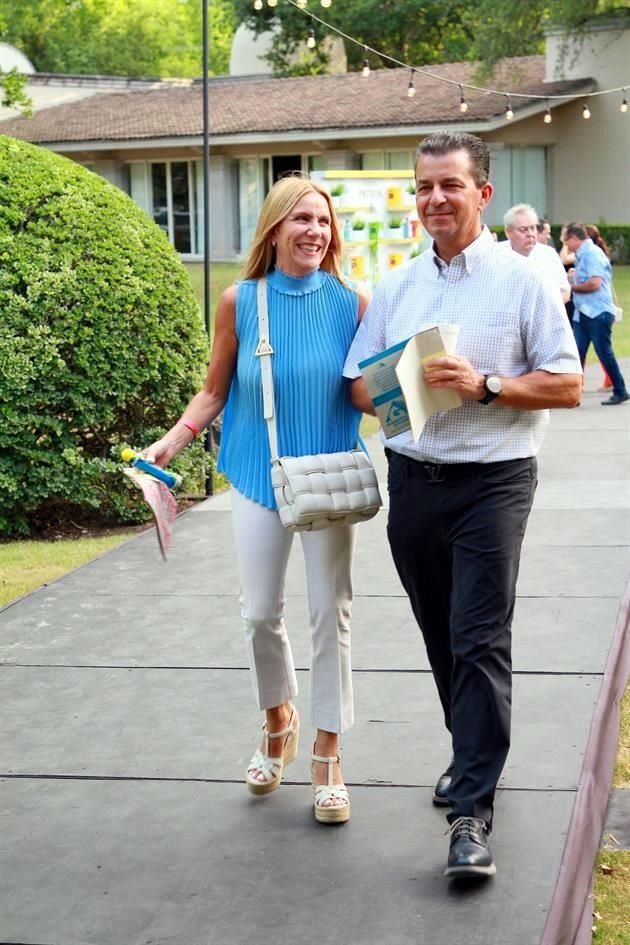 Dora Pérez de Lozano y Gonzalo Lozano