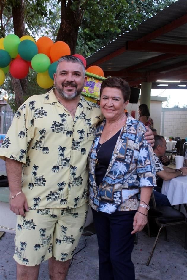 Felipe Sarquis y Bertha Alicia Bernal de Sarquis