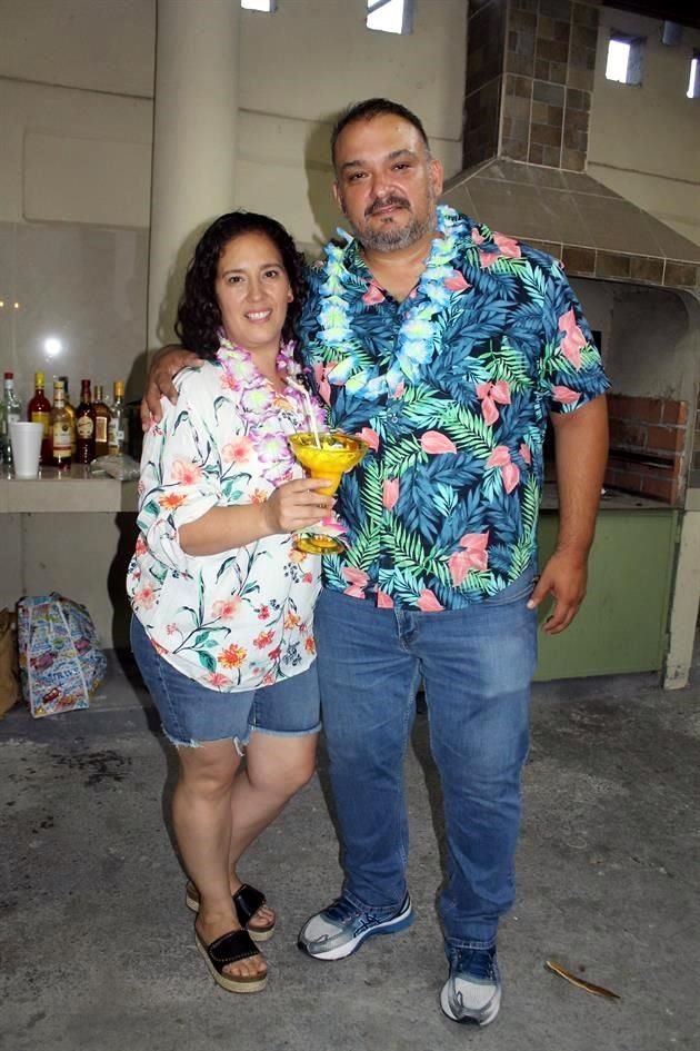 Cristy Colis y Alberto Ponce de León