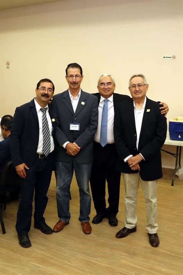 Alejandro Jasso, Javier Gallegos, Edelmiro Lozano y Jacobo Rosales