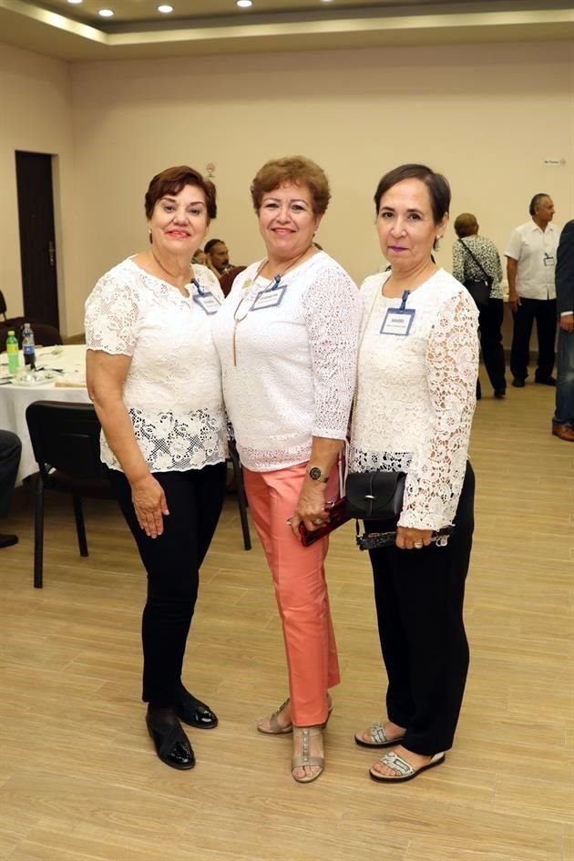 Enedina Martínez, Elizabeth González y Sandra Benavides
