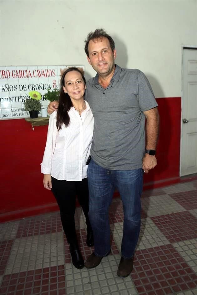 Esperanza Garza Zambrano y Miguel Garza Zambrano