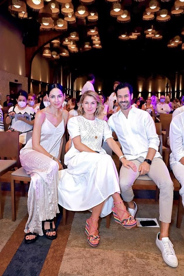 Celina del Villar, Ludwika Paleta y Emiliano Salinas