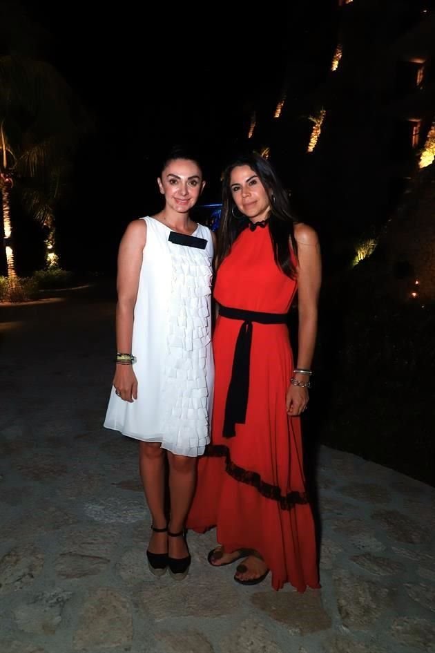 Jasive Fernández y Paola Rojas