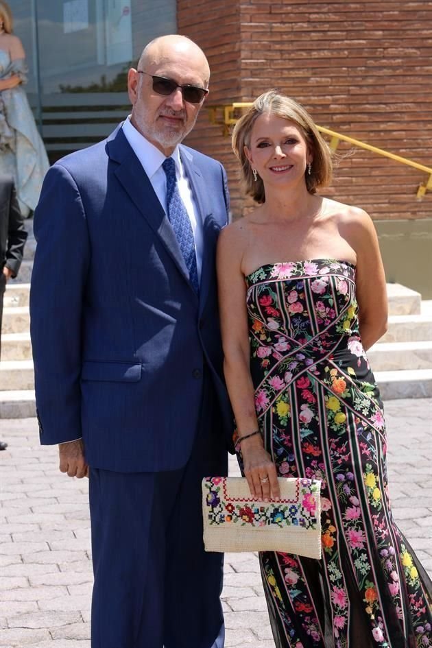 Eugenio López y Christel Enkerlin