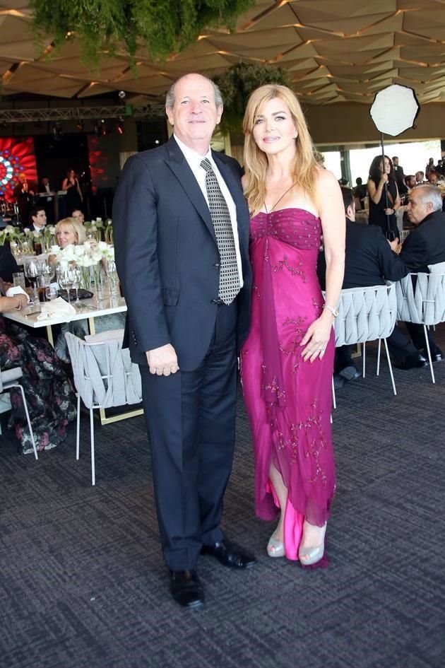 Ricardo Martínez y Catalina Ibarra de Martínez