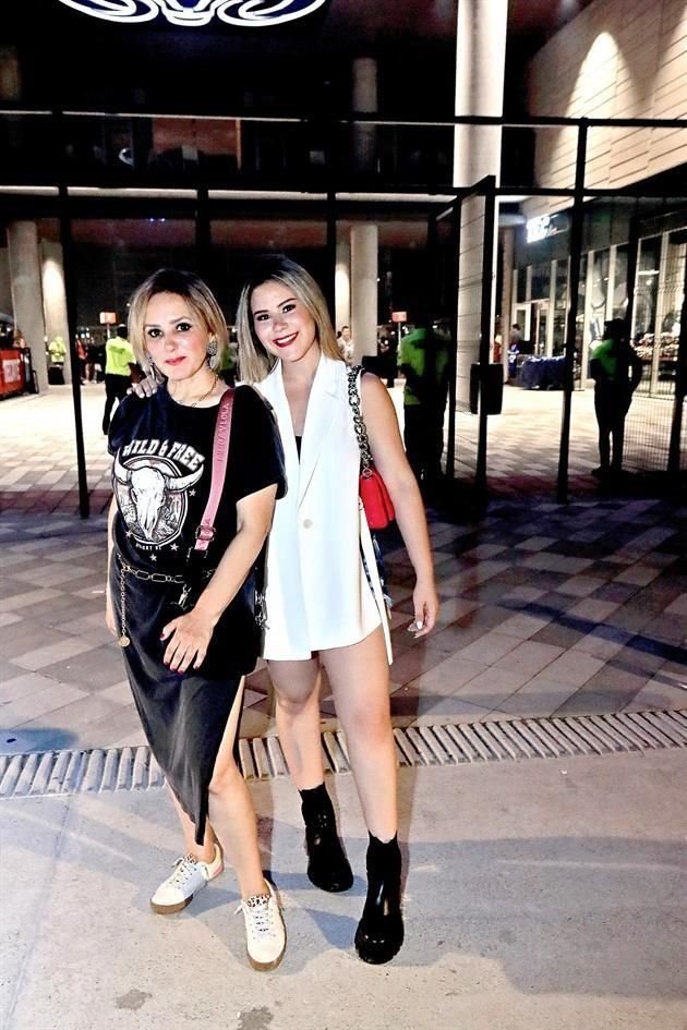 Marisol Lozano y Valeria Lozano