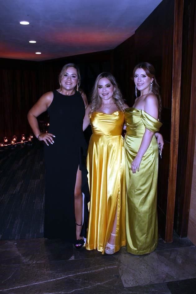 Carolina Pereira, Melissa Villarreal y Sofía de Villarreal