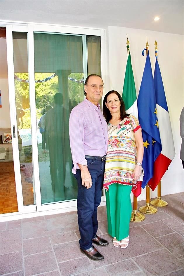 Jorge García Segovia y Claudia Morales de García
