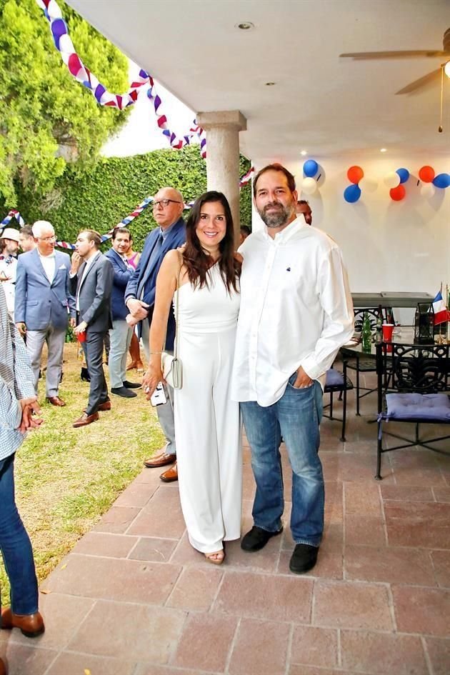 Lorenia Canavati y Guillermo de Hoyos