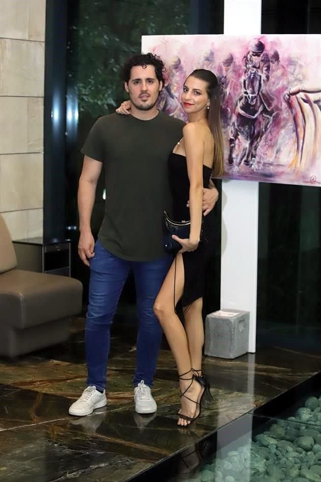 José Alberto Price y Fernanda Cuevas