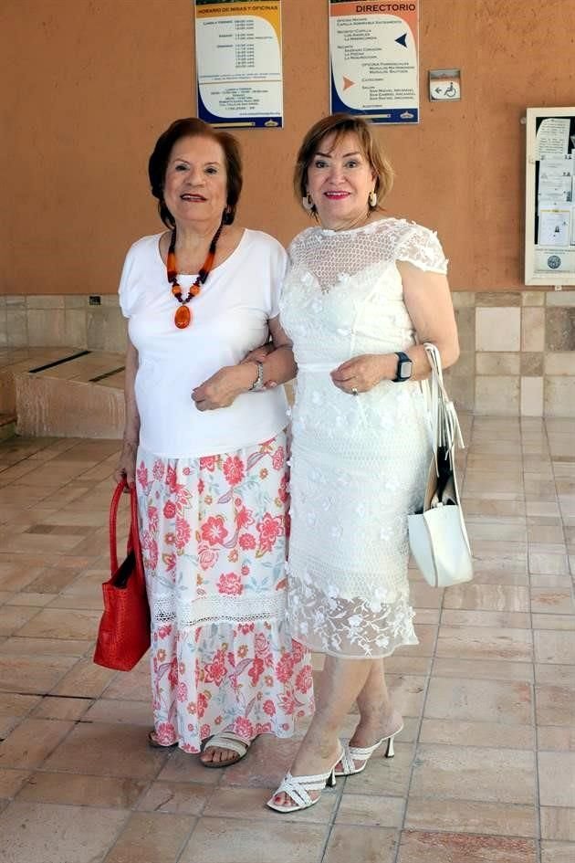 Diamantina Sauceda de Benavides y Gloria Fernández de Tenrreiro
