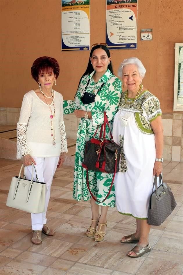 Lupina Vara de Mejía, Brenda Pérez y María Alicia Lozano de Martínez