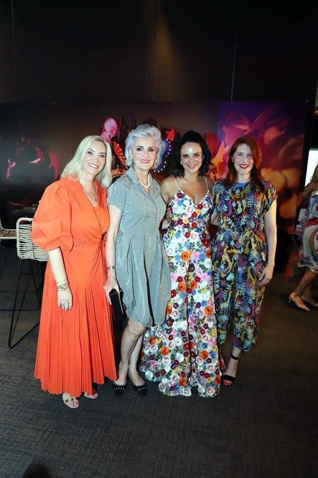 Maries Gómez de Del Valle, Ana Landa de Reiter, Caty Sada y Lydia Garza