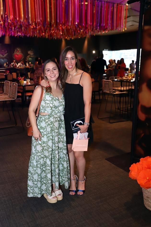 Adriana Treviño y Luisa Fernanda Reyes