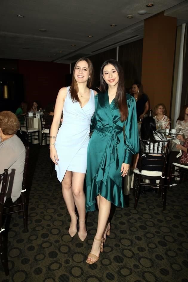 Andrea Villarreal y Carolina Villarreal