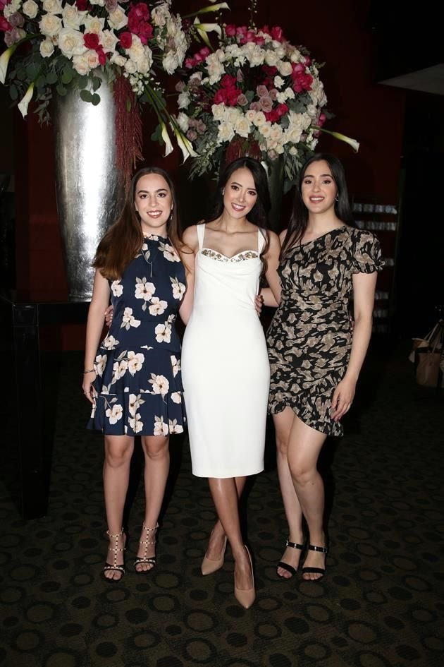 Natalia del Bosque, Ana Sofía Villarreal Navarro y Natalia Treviño
