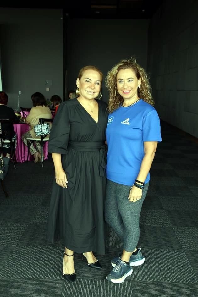 Rosy Salinas y Patricia Garza de Díaz