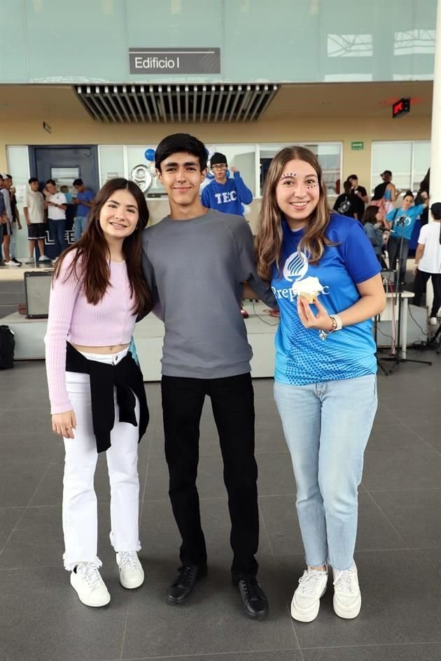 Marifer Arizpe, Carlos Macías y Vanessa Dosal