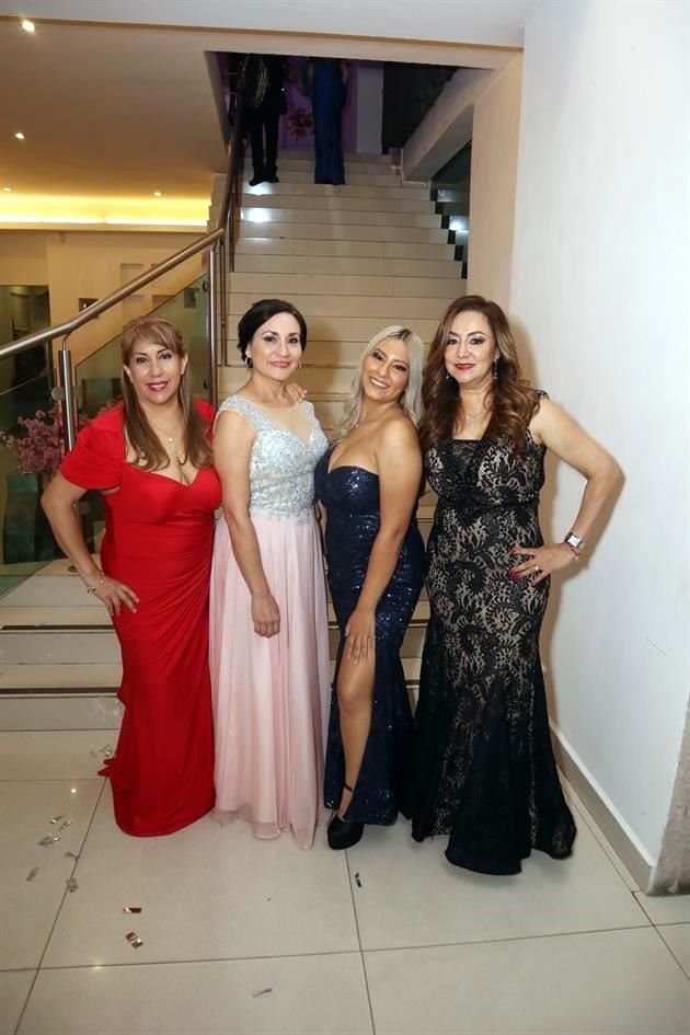 Claudia Tovar, Deyanira López, Ivette Tovar y Lupita Córdova