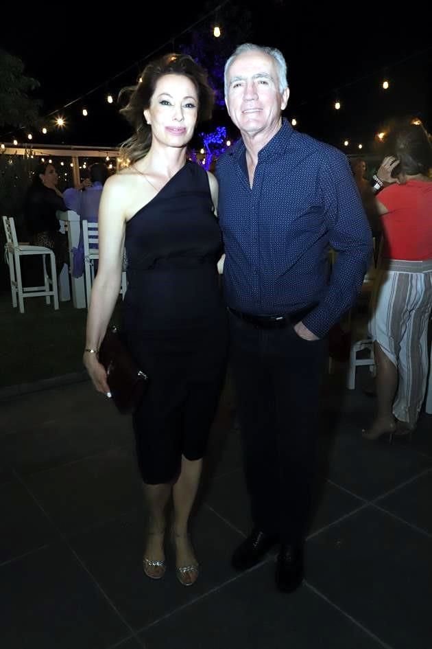 Beatriz Castañeda y Tacho Álvarez