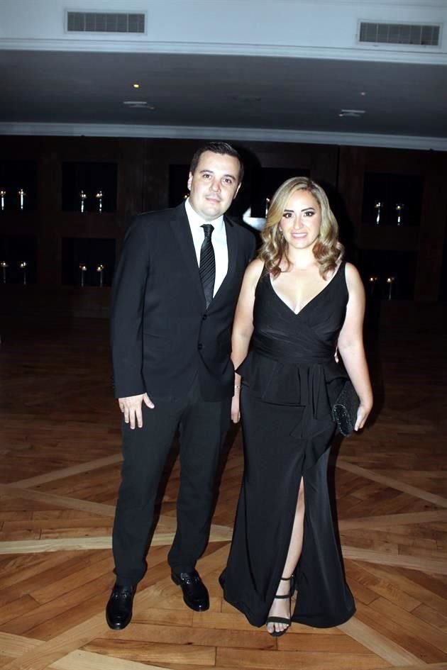 Alán Marroquín y Blanca de Marroquín
