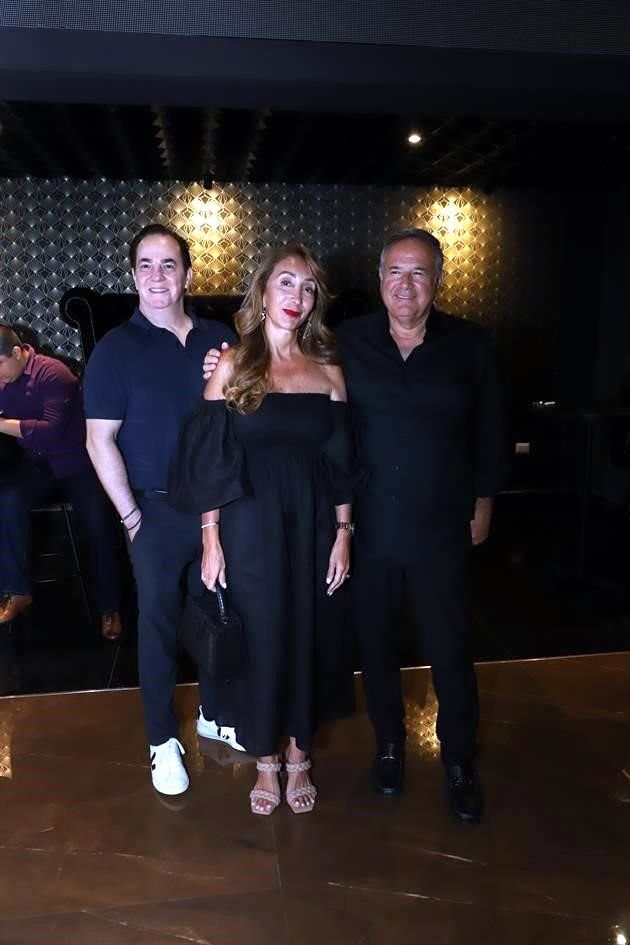 Antonio Moreno, Liza Cantú de Pérez y Fernando Pérez Cano