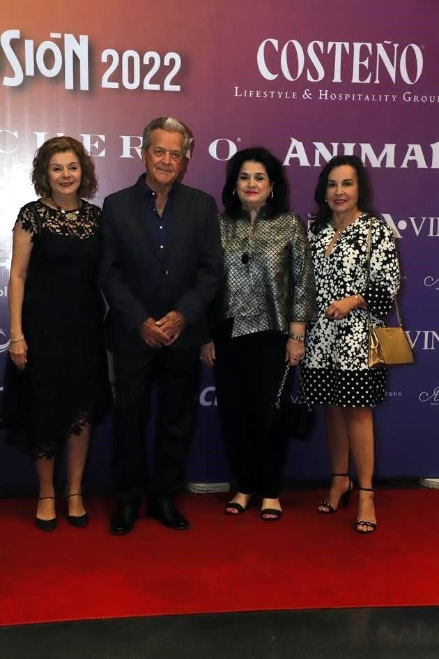 Lily Navarro de Martínez, Jorge Martínez, Alicia Boesch de Santos y Maye Garza Rangel