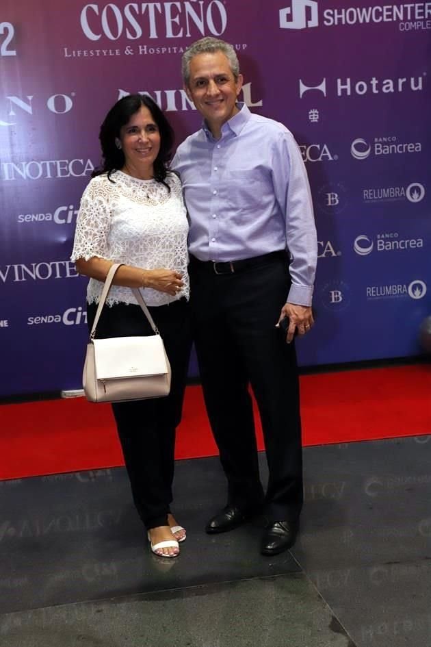 María Elena Fernández de Coronado y Alberto Coronado