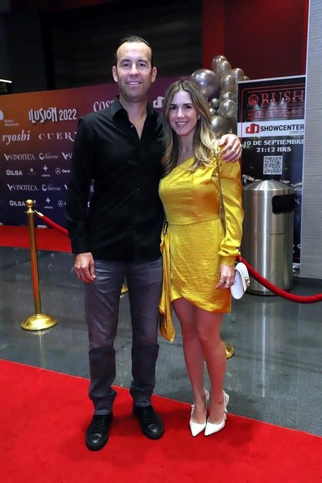 Gonzalo Zambrano y Cristy Zambrano