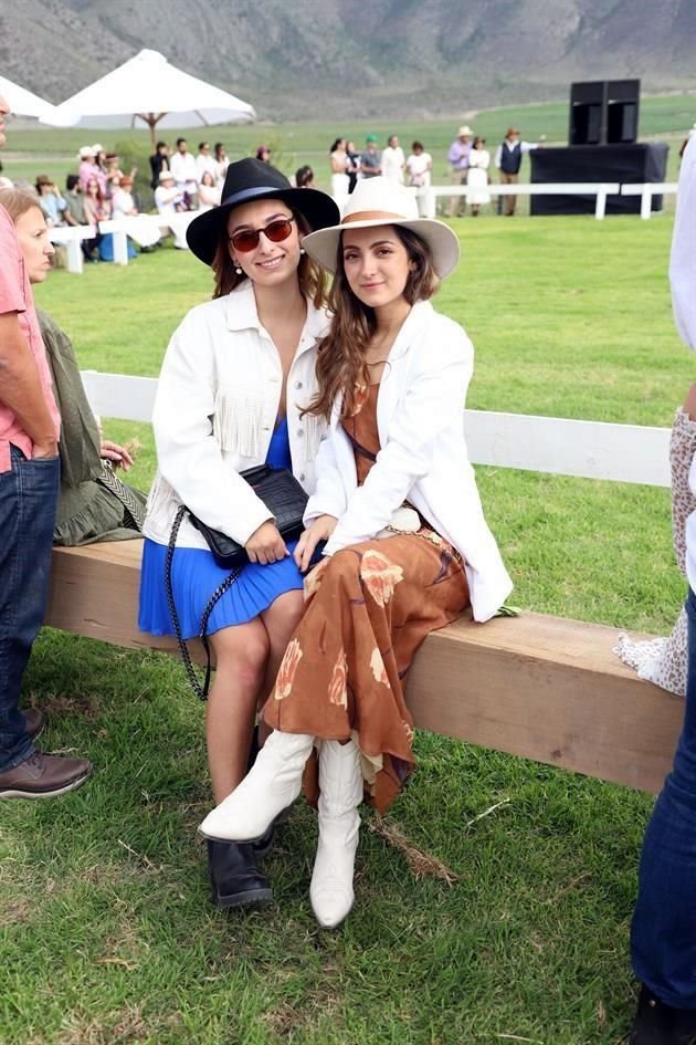 Ana Isabel Guajardo y Mary Gaby Cárdenas