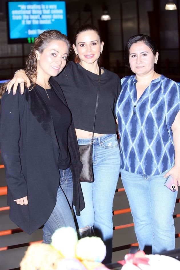 Maricela Salinas, Sara Emilson y Tere Cavazos