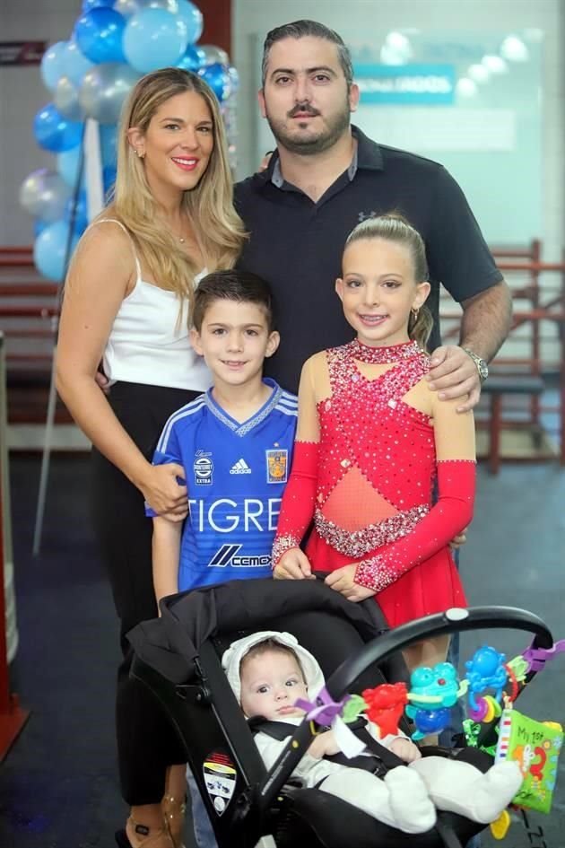 Jéssica Garza, Juan Vázquez, Janje Vázquez, Jéssica Vázquez y Emilio Vázquez