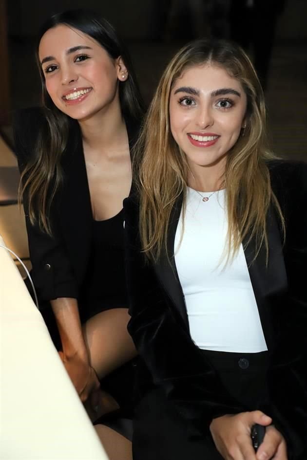 Julie Olivas y Anayanci Mora