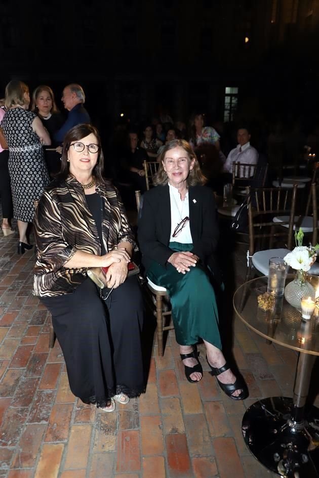 Rosa María González de Dávila y Julia de la Fuente