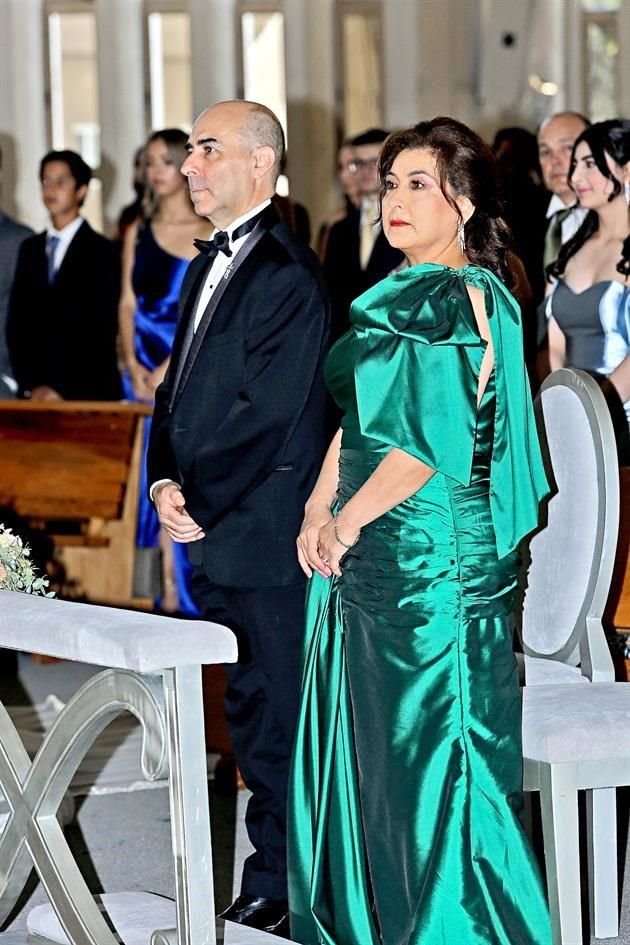 Alejandro Hernández Hernández y Mónica Alejandra Palacios de Hernández