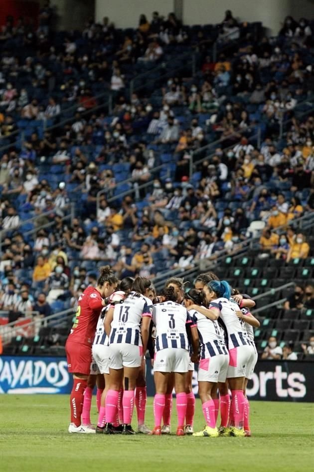 Rayadas y Tigres Femenil iniciaron este partido con otras expectativas.