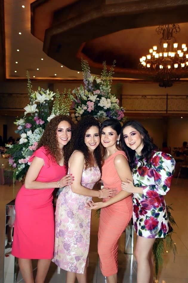 Elena Elizondo de Herrera, Cynthia Elizondo Guajardo, Valeria Elizondo y María Fernanda Elizondo