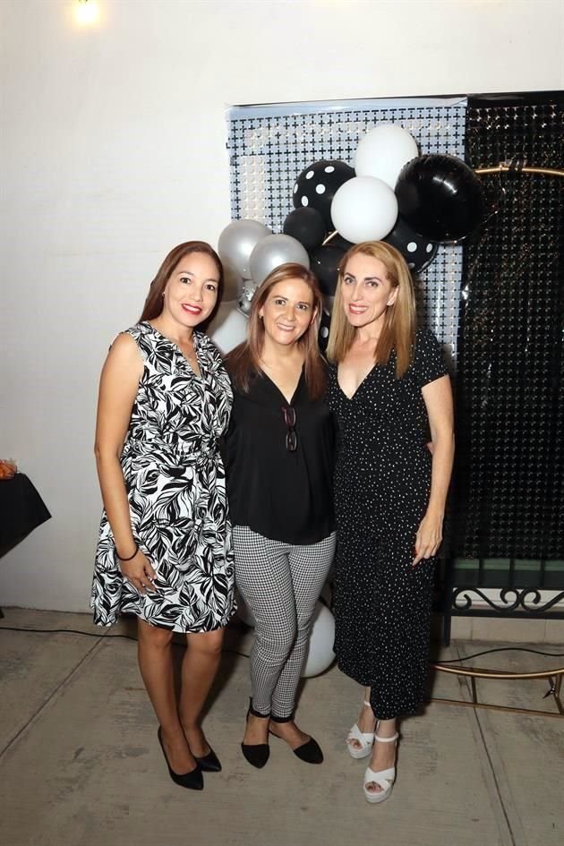 Emma Bustamante, Olga Guzmán y Teresa Almaguer