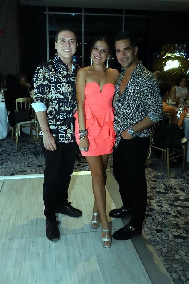 Enrique Ortiz, Paola Rivera y Shalim Alemán