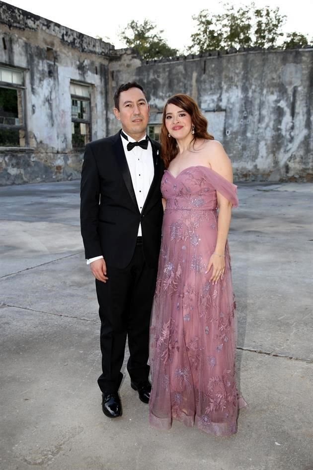 Heriberto González Martínez y Rocío Solís Ibarra
