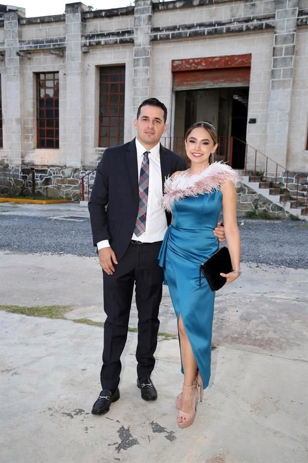 Andrés Elizondo y Leslie Montemayor